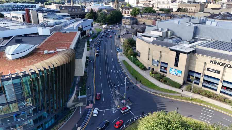 Quensgate from above looking at the roundabout